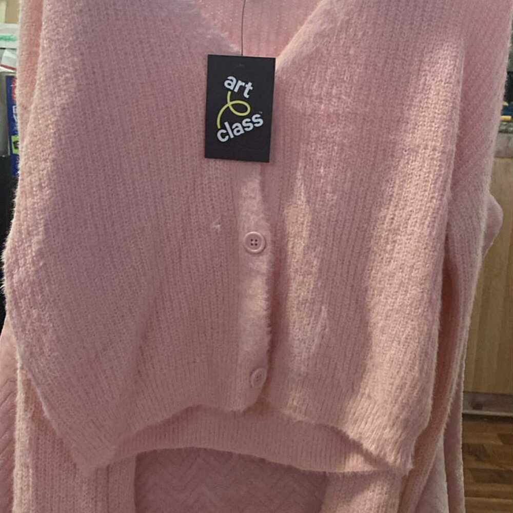 Crop sweater